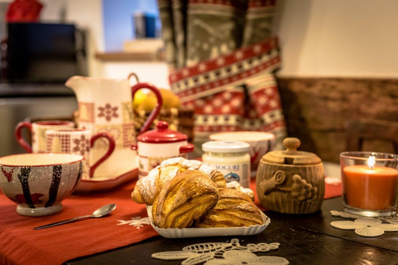 Maison Julie-Lungo La Via Francigena إتروبليس المظهر الخارجي الصورة